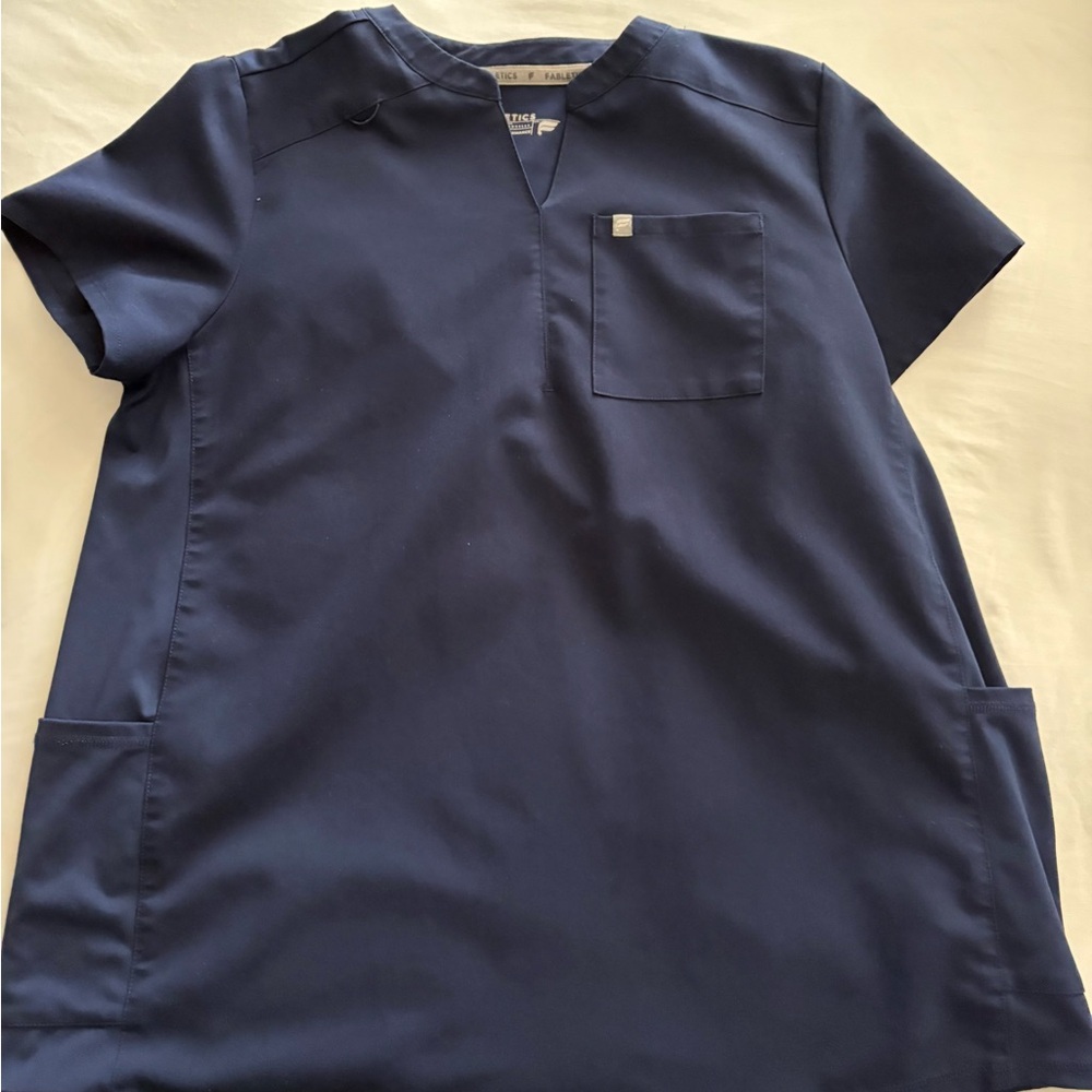 Fabletics Maternity Scrub Top